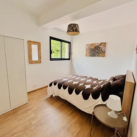 Maison Privee, Calme, Parking, Jardin