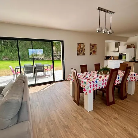 Maison Privée, Calme, Parking, Jardin Villa