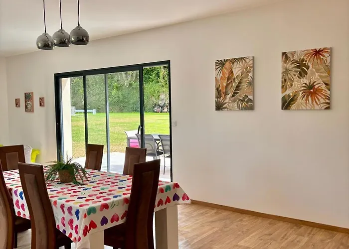 Maison Privee, Calme, Parking, Jardin