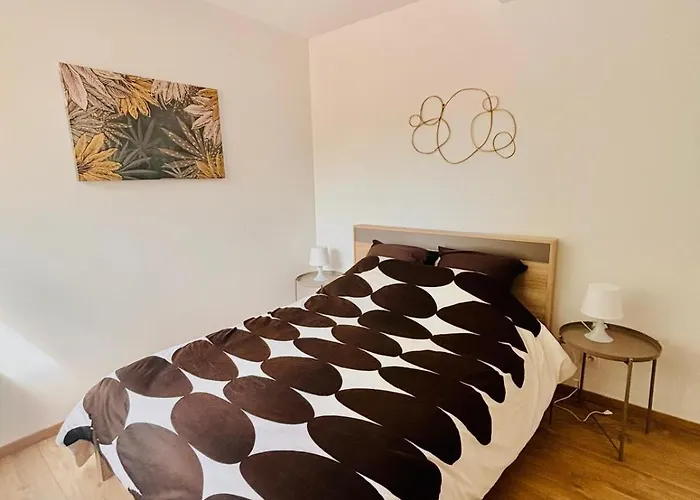 Maison Privee, Calme, Parking, Jardin Villa *