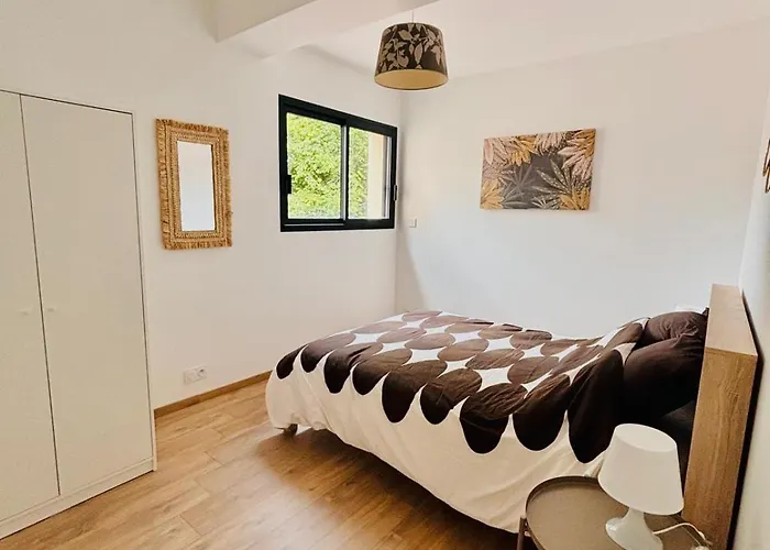 Maison Privee, Calme, Parking, Jardin